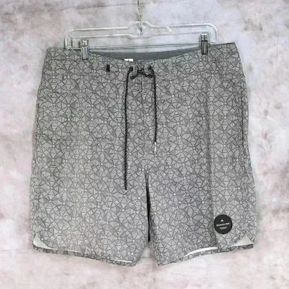 QuikSilver Boardshort Size 34 grey/graphic pattern w/front pockets and back velc - Picture 1 of 9